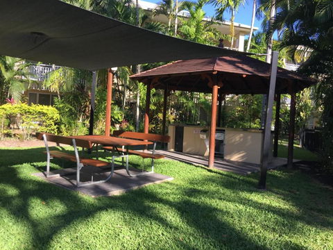 Cairns Golf Course Apartment - Kingaroy Accommodation 4