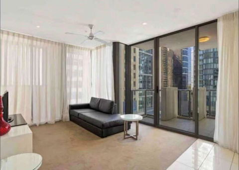 CBD 1BED/POOL/GYM/SAUNA/ - CLOSE TO EVERYTHING! - Kingaroy Accommodation 3