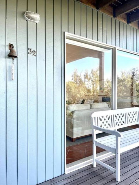CLASSIC COASTAL ESCAPE Sensational Sea Views - Kingaroy Accommodation 1