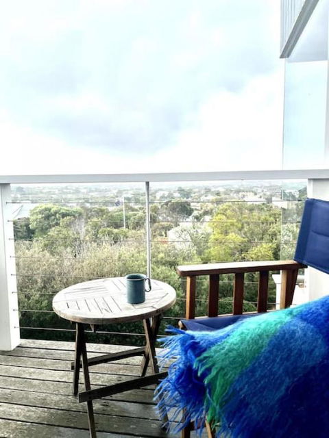 CLASSIC COASTAL ESCAPE Sensational Sea Views - Kingaroy Accommodation 3