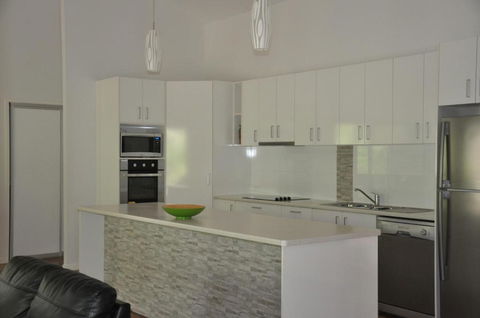 CSalt Home - Kingaroy Accommodation 4