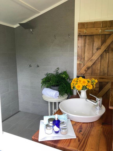 Dayboro - Blue Ridge Lavender Cottage - Kingaroy Accommodation 3