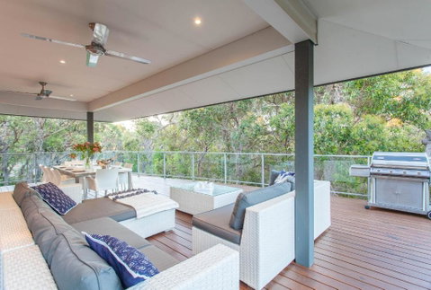 Deck House I Private Properties - Kingaroy Accommodation 3