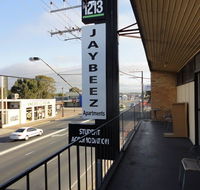 3 BEDROOM APARTMENT ST MARYS - Kingaroy Accommodation