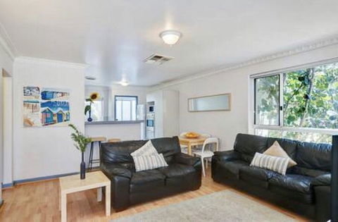 3 Oceans Apartments - Scarborough - Kingaroy Accommodation 3