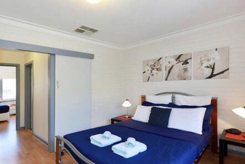3 Oceans Apartments - Scarborough - Kingaroy Accommodation 2