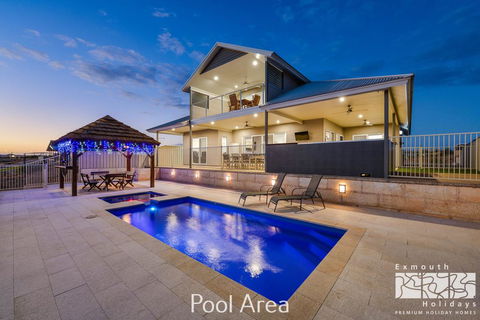 34 Madaffari Drive - Pool - Kingaroy Accommodation 0