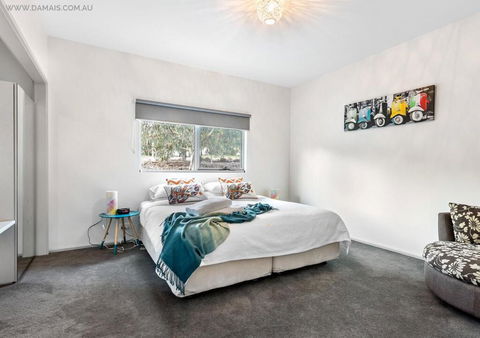 4 King Or 8 Single Beds WiFi, Netflix, Pet Friendly - Kingaroy Accommodation 1