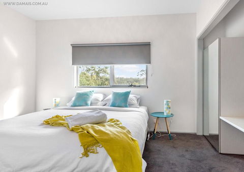4 King Or 8 Single Beds WiFi, Netflix, Pet Friendly - Kingaroy Accommodation 2