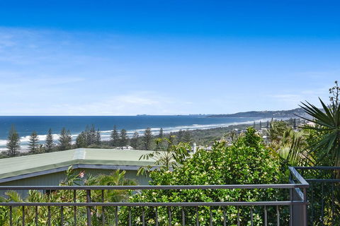 41 Pelican Street, Peregian Beach, Noosa Shire - Kingaroy Accommodation 2