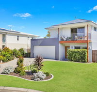 53 Northbeach Place Mudjimba - Kingaroy Accommodation