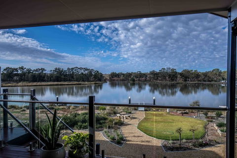 64 Marina Way, Mannum - Kingaroy Accommodation 0
