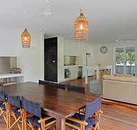 77 Butler Street Byron Bay - Lantana Beach House - Kingaroy Accommodation