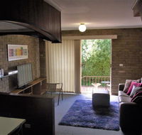A Furnished Townhouse in Goulburn - Kingaroy Accommodation
