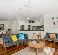 A PERFECT STAY - Barefoot Lane - beach house - Kingaroy Accommodation