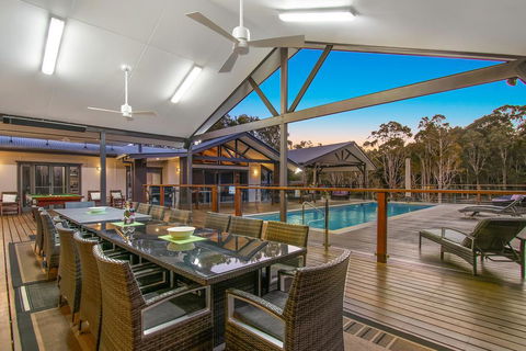 A PERFECT STAY - Lennox Unique Coastal Retreat - Kingaroy Accommodation 1