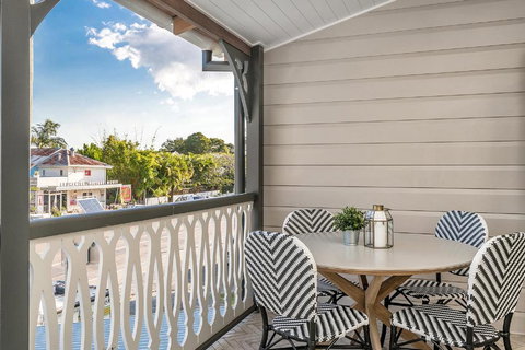 A PERFECT STAY - Luxe & Bloom - Kingaroy Accommodation 3