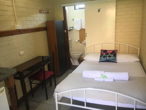 A Railway Lodge - Kingaroy Accommodation 3