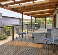 A Reel Teal - Kingaroy Accommodation