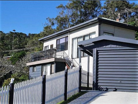 AAA Views, 2 View Street - Kingaroy Accommodation 1