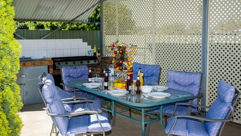 Aalbany Motel Narrabri - Kingaroy Accommodation 2
