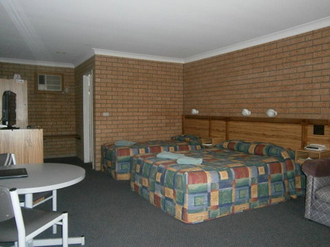 Aaron Inn Motel - Kingaroy Accommodation 1