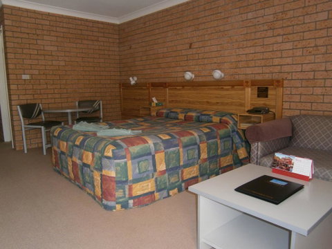 Aaron Inn Motel - Kingaroy Accommodation 3