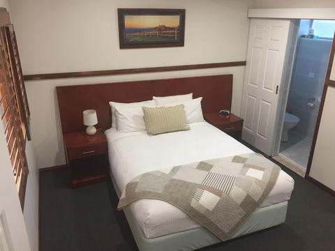 Across Country Motel And Serviced Apartments - Kingaroy Accommodation 0