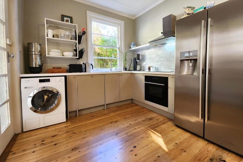 Discover Queenscliff - Kingaroy Accommodation 1