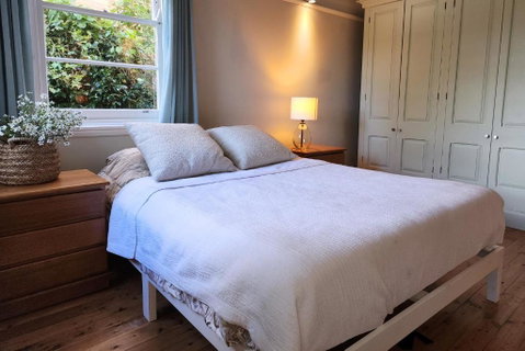 Discover Queenscliff - Kingaroy Accommodation 0