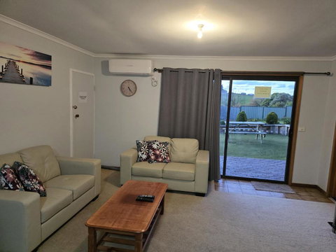 Double Room Farm Stay - Kingaroy Accommodation 3