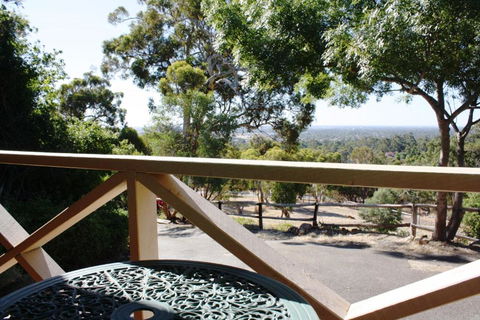 Eleebana Guest House - Kingaroy Accommodation 2