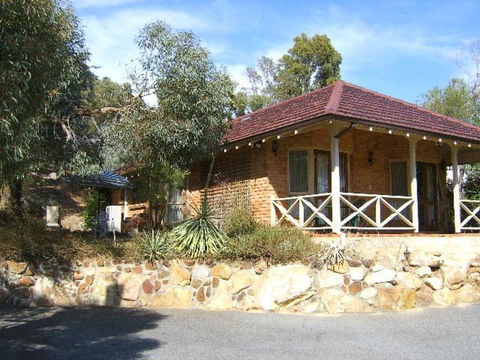 Eleebana Guest House - Kingaroy Accommodation 0