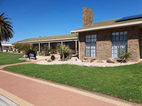 Elliston Apartments - Kingaroy Accommodation 1