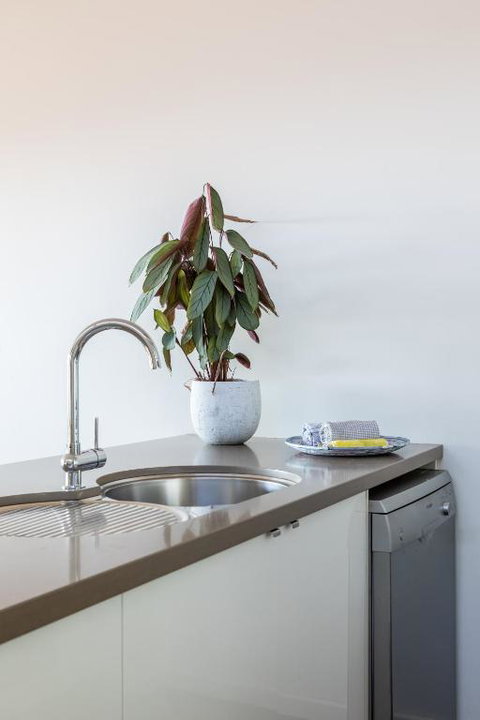 Escape@villamanta Long+short Stays Geelong CBD - Kingaroy Accommodation 0