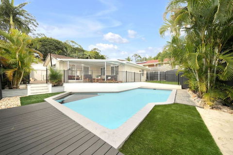 Family Escape Serene Oasis With Pool And AC - Kingaroy Accommodation 0