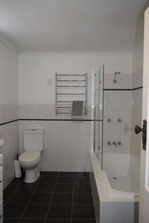 Fitzroy House - Federation Charm Near Town Centre - Kingaroy Accommodation 4