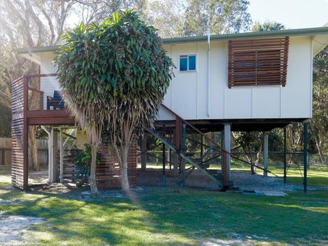 FLINDERS BEACHHOUSE - Kingaroy Accommodation 0