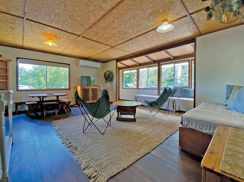FLINDERS BEACHHOUSE - Kingaroy Accommodation 2