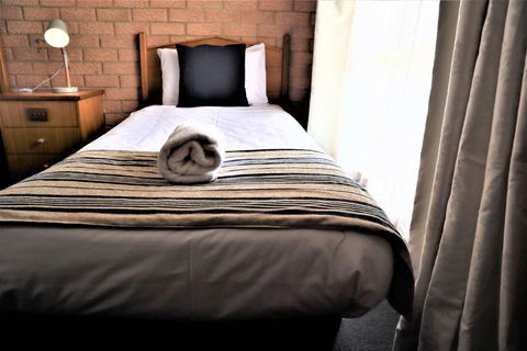 Golden Chain Aalana Motor Inn - Kingaroy Accommodation 1