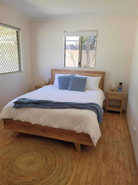 G&R Beach Cottage - Kingaroy Accommodation 1
