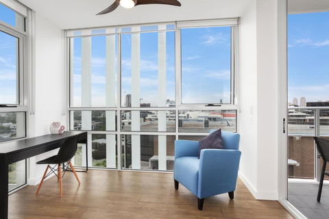 G1903S - Zetland Heights Sunset Vista - Kingaroy Accommodation 0