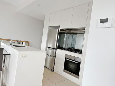 G901S - Bright Zetland Escape With City Views - Kingaroy Accommodation 3
