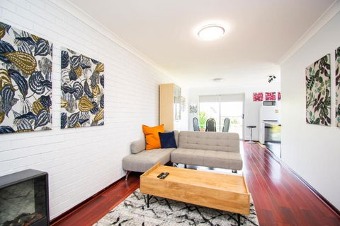 Gairdner Cottage - Something A Bit Different! - Kingaroy Accommodation 2