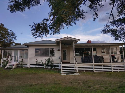 Galah Cottage Stanthorpe - Kingaroy Accommodation 1