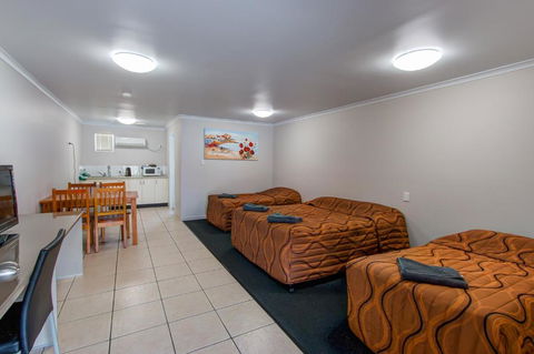 Galaxy Mackay Motor Inn - Kingaroy Accommodation 2