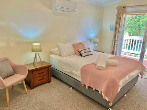 Galbraith Beach Studios - Studio 2 - Kingaroy Accommodation 3