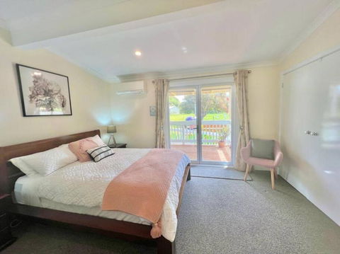 Galbraith Beach Studios - Studio 3 - Kingaroy Accommodation 0