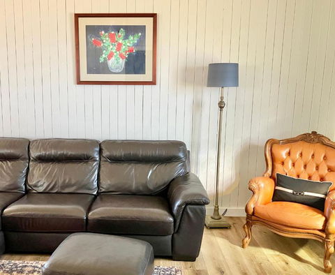 Galbraith Farmhouse South Burnett - Kingaroy Accommodation 3