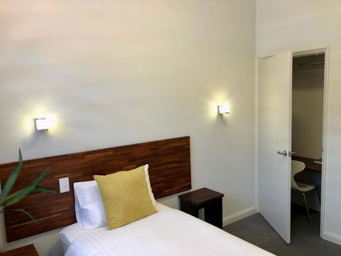 Gallery Hotel - Kingaroy Accommodation 3